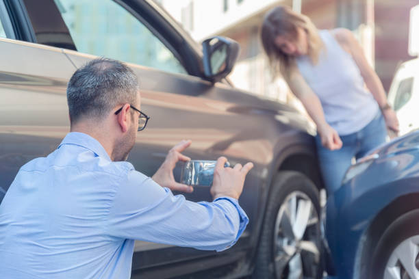 Professional Commercial Auto Insurance technician working in Lake Park, GA